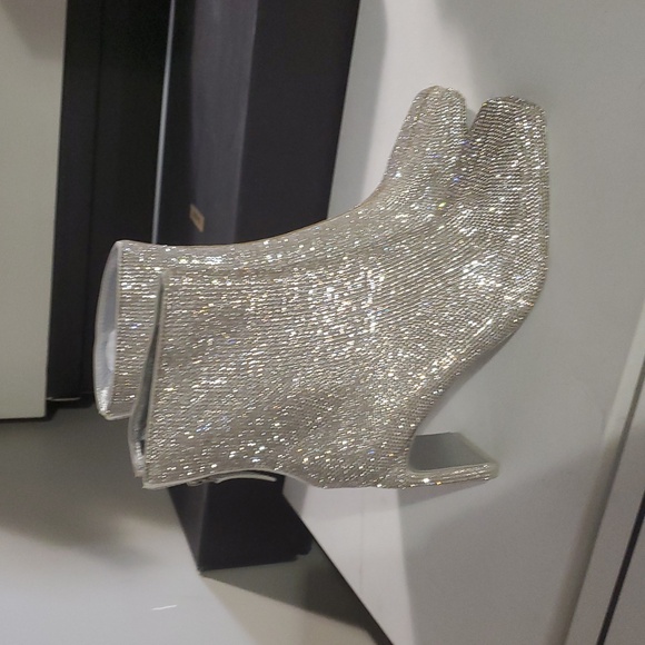 NIB sz 36 $795 Jonathan Simkhai boots